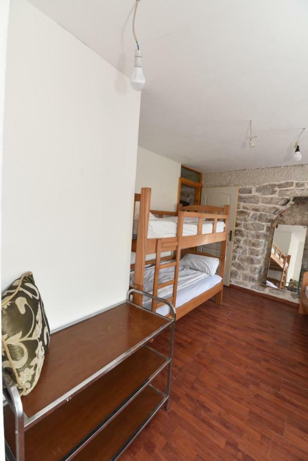 Hostel Michel Budva Exterior photo
